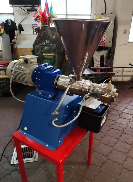 Presa ulei 220V